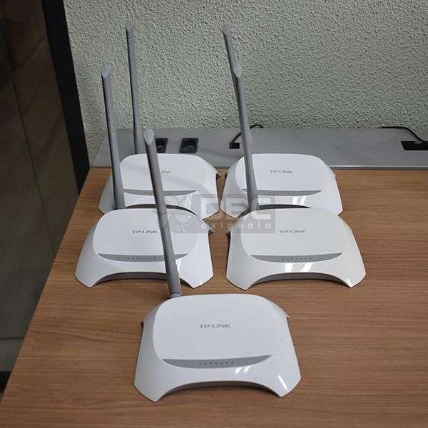 Kit 5 Roteadores TP-Link 720N (com Antena) usados